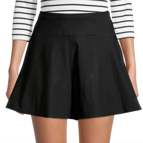 Vince Linen Flounce Shorts Black (No Tags) - Picture 5 of 11